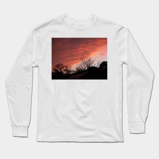 Golden hour sunset : Sunlight is magical Long Sleeve T-Shirt